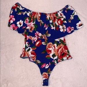 💚2/30$💚 Blue ruffle floral bodysuit (M)